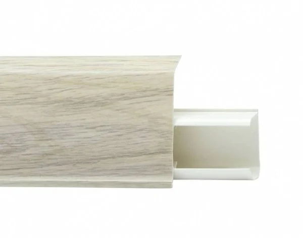 Пластиковый плинтус Royce №526 Дуб Орегон (55х23х2200мм) в Ростове-на-Дону
