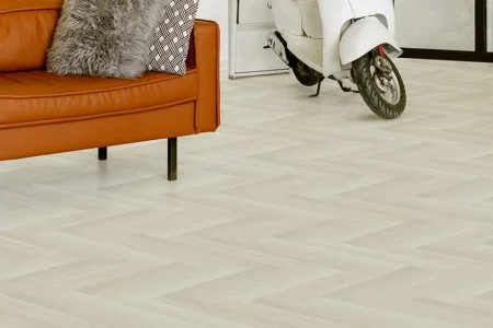 Виниловый пол Floor Factor Herringbone Cloud Oak в Ростове-на-Дону