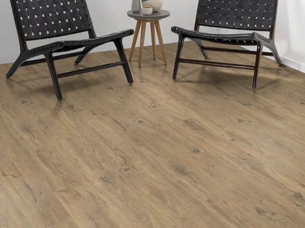 Ламинат Egger PRO 8/33 Дуб Ла-Манча EPL018 в Ростове-на-Дону