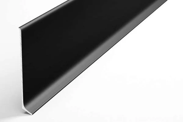 Алюминиевый плинтус Bonkeel ПЛ100 515л Черный (95,1х11,2х2500мм) в Ростове-на-Дону