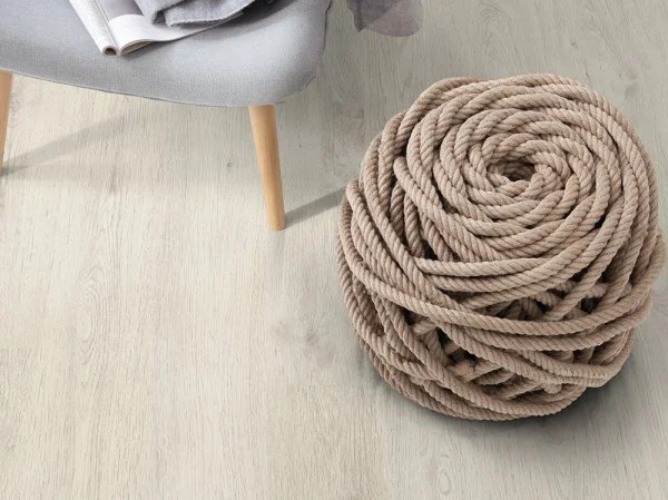 Ламинат Egger PRO 8/33 4V Дуб Кортина белый EPL034 в Ростове-на-Дону