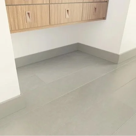 Плинтус NMC Wallstyl FD2S (110х15х2000 мм) в Ростове-на-Дону